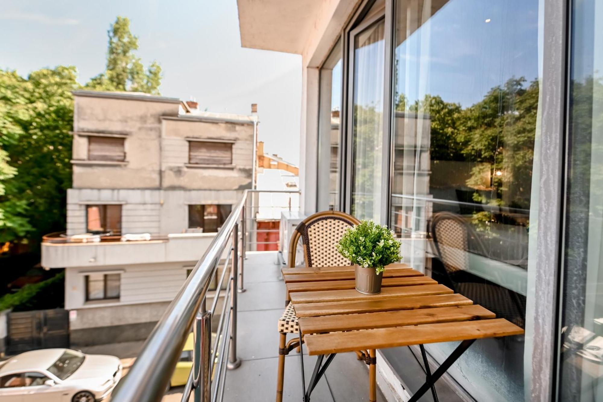 Urban Elegance - Stylish Central Accommodation Boekarest Kamer foto