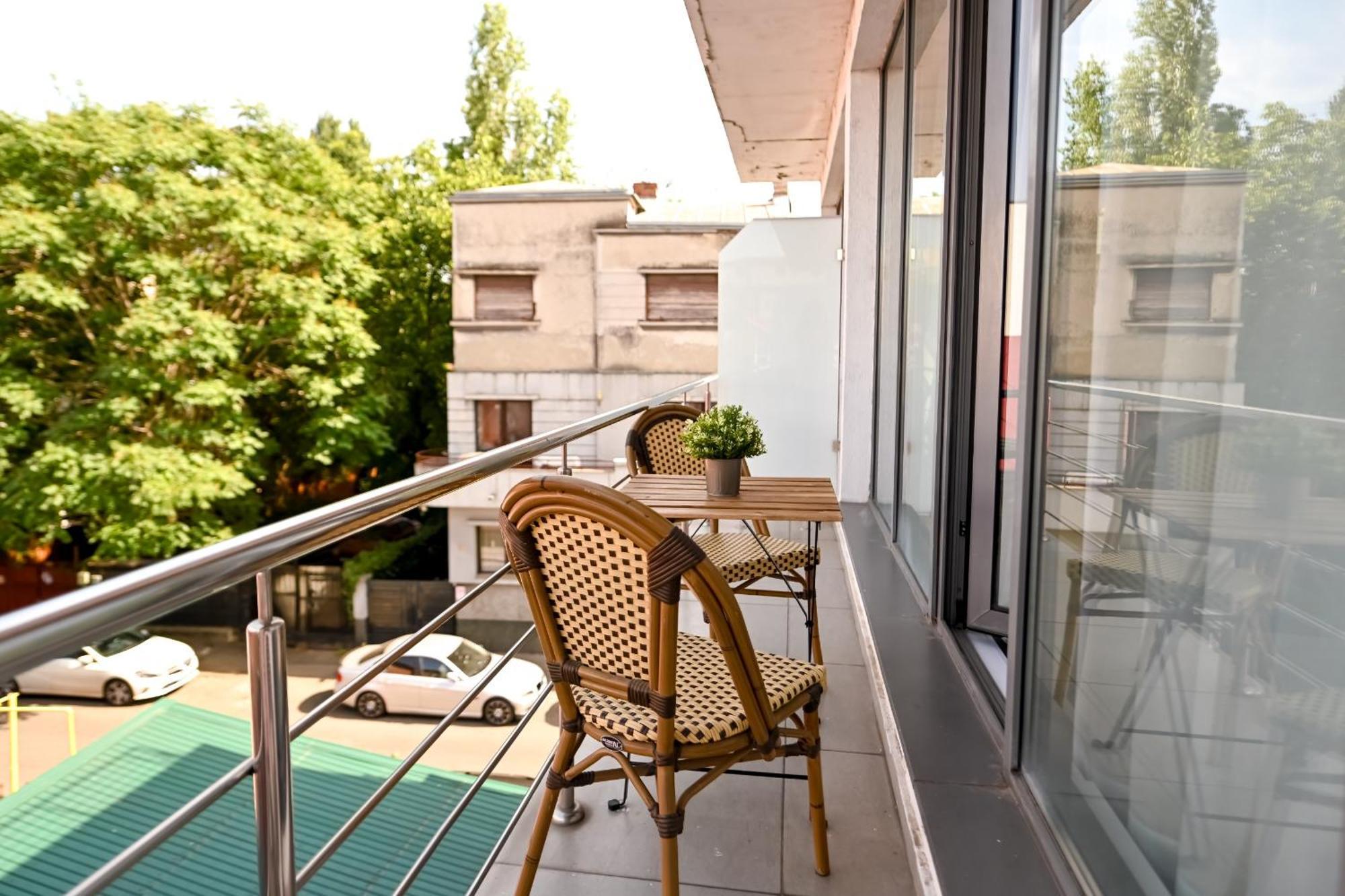 Urban Elegance - Stylish Central Accommodation Boekarest Buitenkant foto